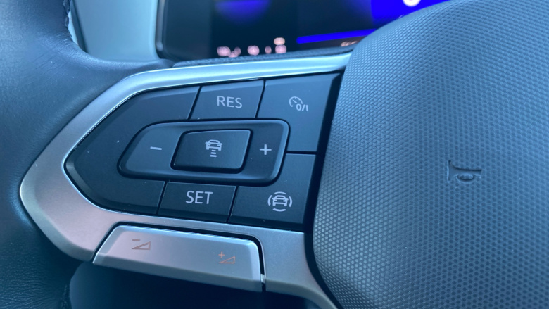 Volkswagen T-Roc 1.0 TSI Life 5dr Petrol Hatchback